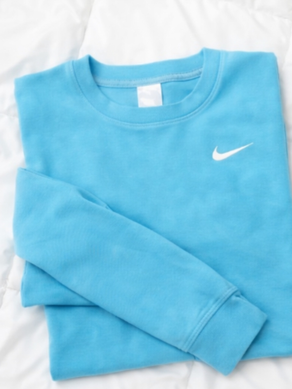 Nike Men’s Crewneck Sweatshirt in Sky Blue with White Swoosh